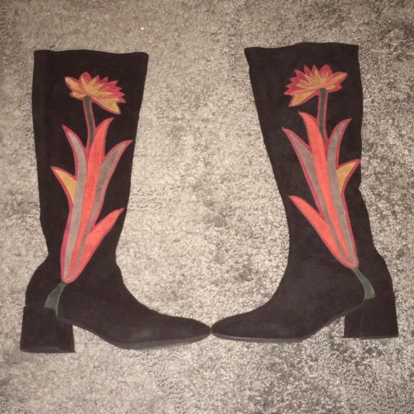 Jeffrey Campbell Shoes - Jeffrey Campbell “saffron” boots size 36